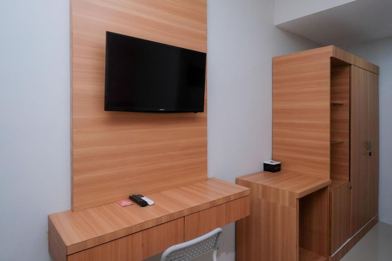 Sans Hotel Tiga Putri Semarang By Reddoorz Exteriör bild